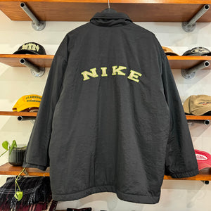 1990'S NIKE SPELLOUT BUTTON UP JACKET - L/XL