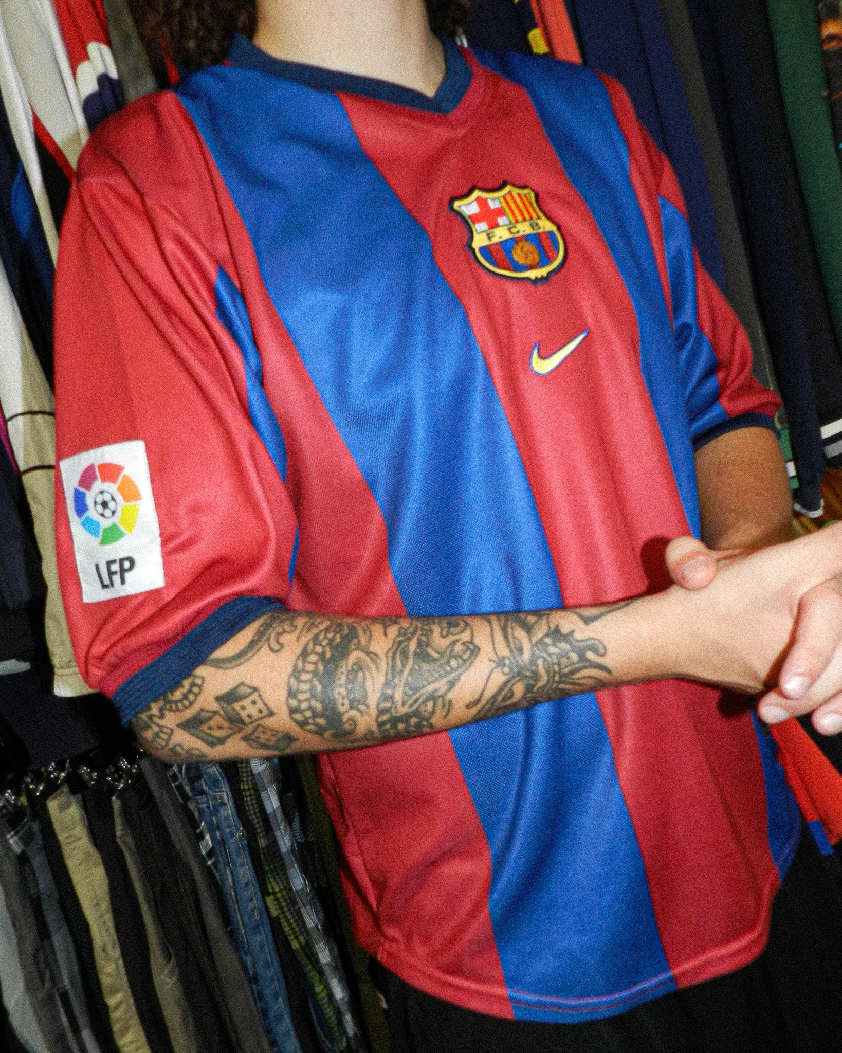 1999 NIKE BARCELONA FC EMBROIDERED JERSEY - M/L