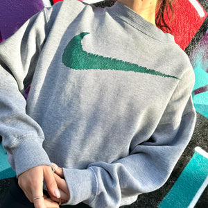 1990'S NIKE SWOOSH GRAPHIC SWEATSHIRT - S/M