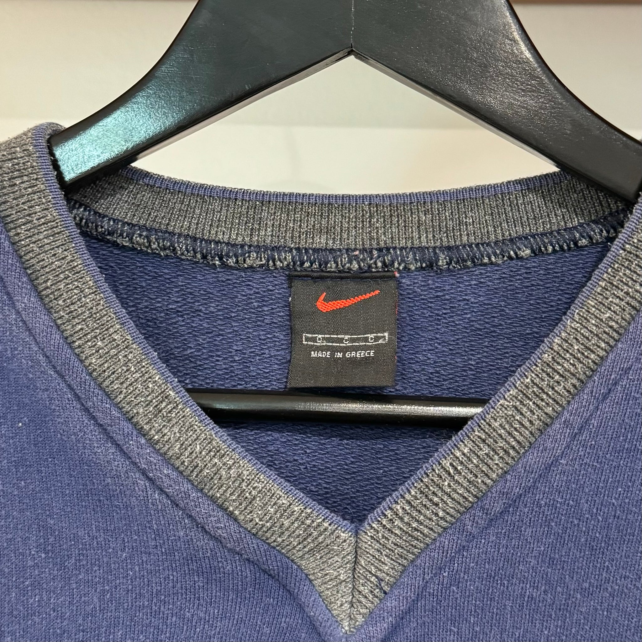 1990'S NIKE SWOOSH TRIM SWEATSHIRT - S/M