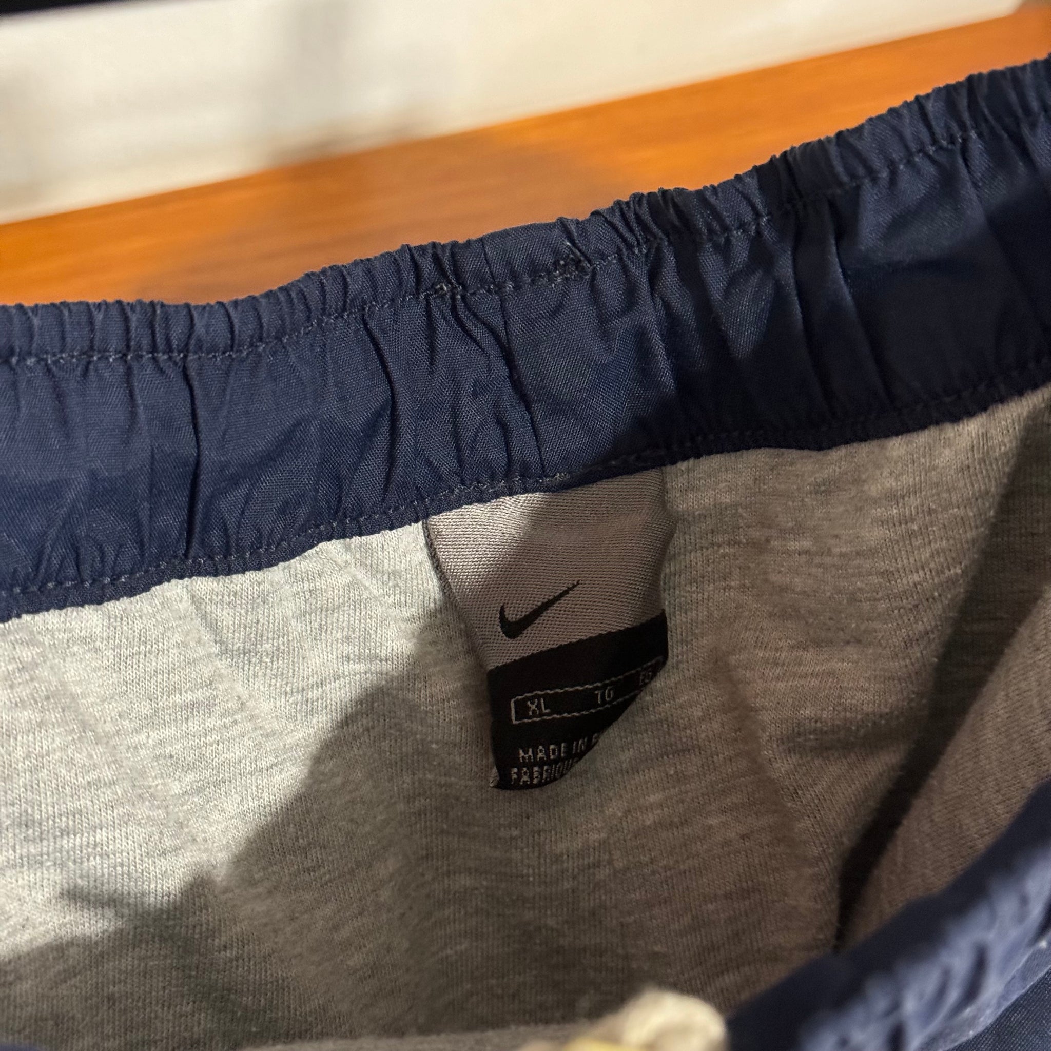 2000’S NIKE EMBROIDERED TRACK PANTS - L