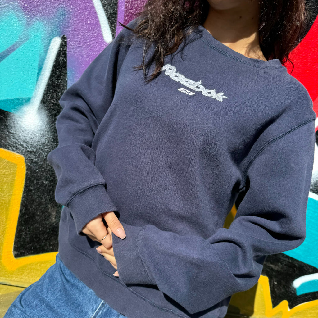 2000'S REEBOK TEXTURED LOGO SWEATSHIRT - S