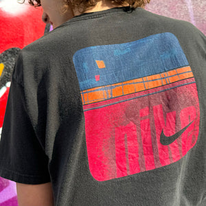 2000'S NIKE JUST DO IT GRAPHIC TEE - S/M