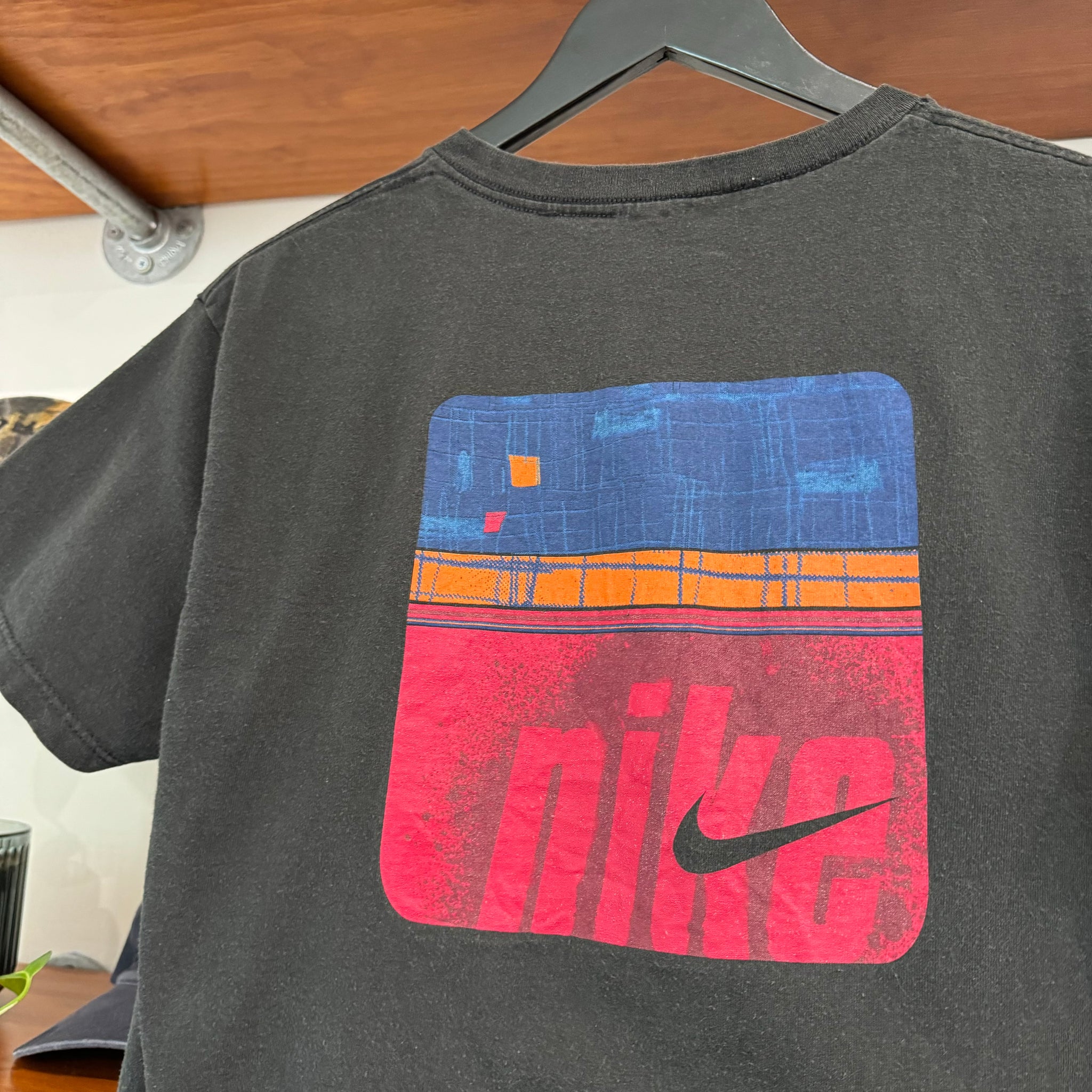 2000'S NIKE JUST DO IT GRAPHIC TEE - S/M