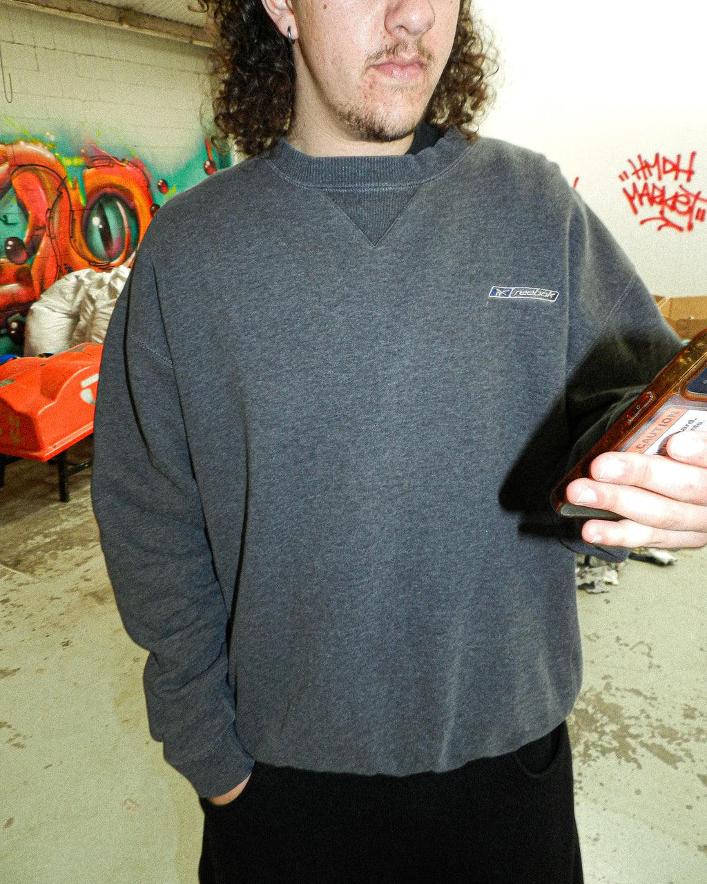 2000'S REEBOK EMBROIDERED SWEATSHIRT - L/XL