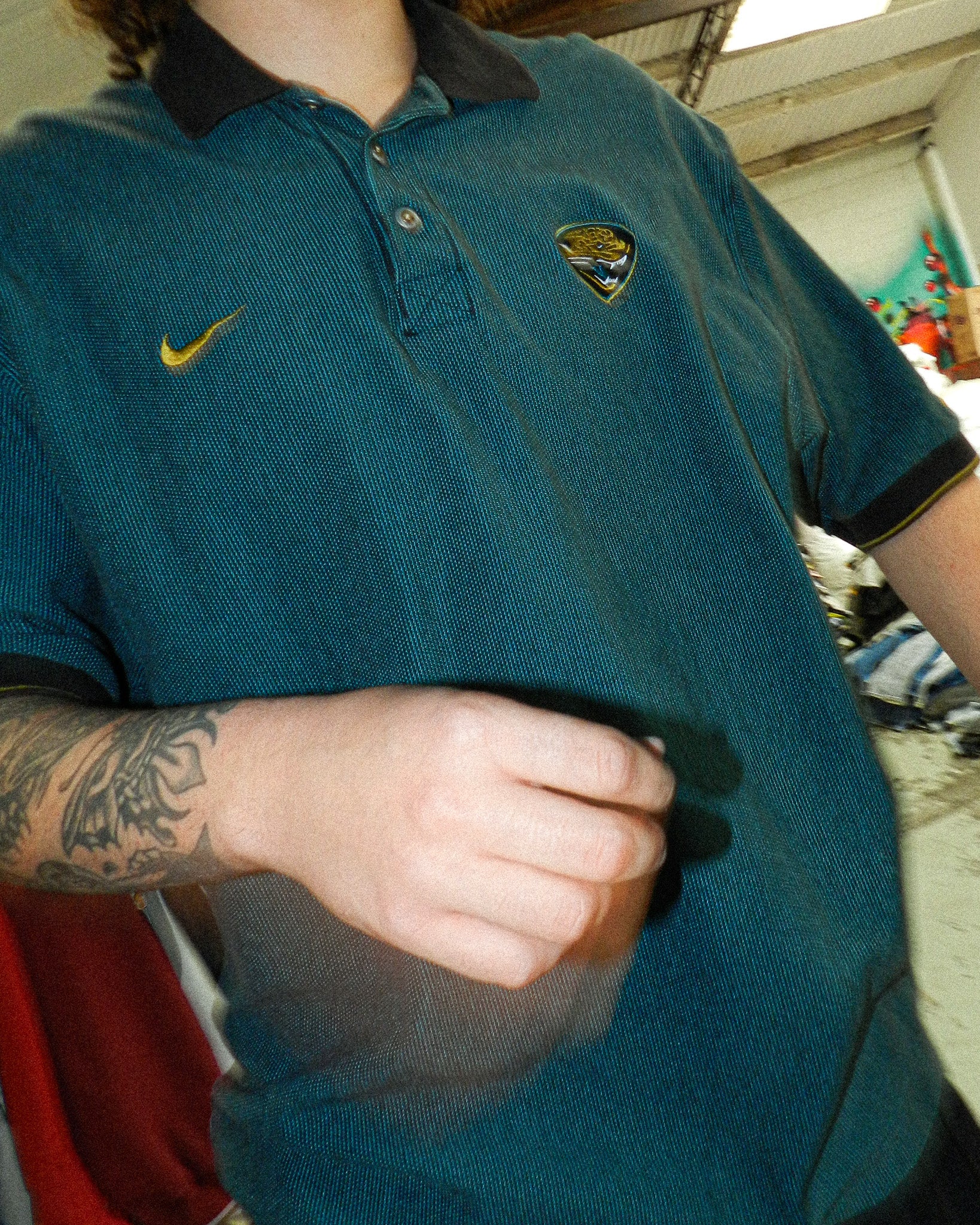 1990'S NIKE JACKSONVILLE JAGUARS POLO SHIRT - L/XL