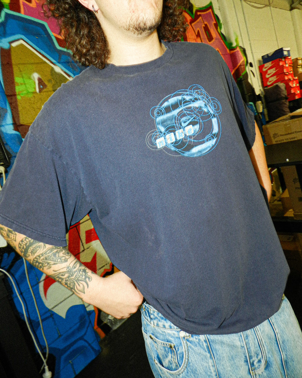2000'S NIKE SPHERE GRAPHIC TEE - XL