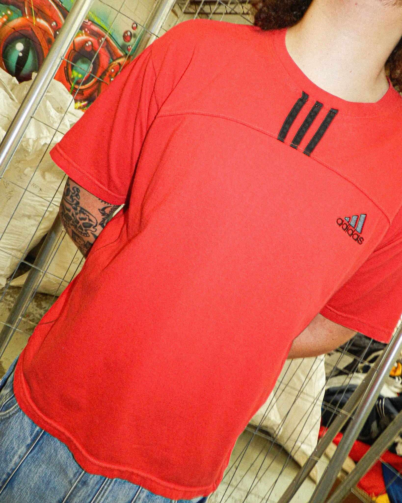 2000'S ADIDAS EMBROIDERED TEE - M/L