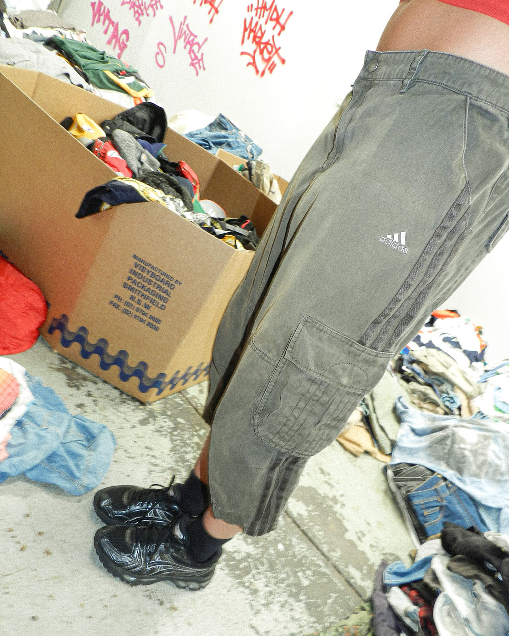 2007 ADIDAS 3-QUARTER CARGO SHORTS - 36