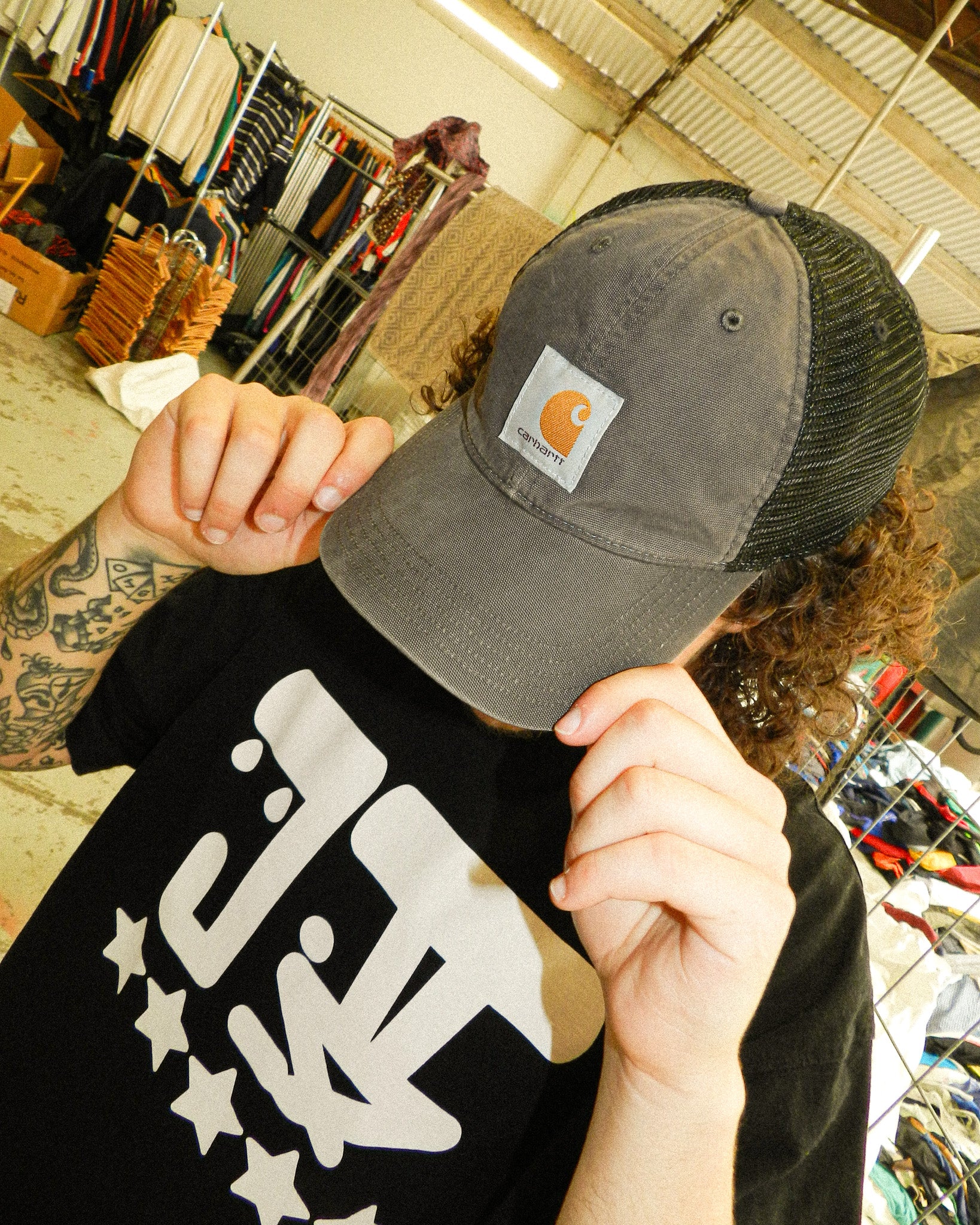 2000'S CARHARTT PATCH MESH BACK HAT