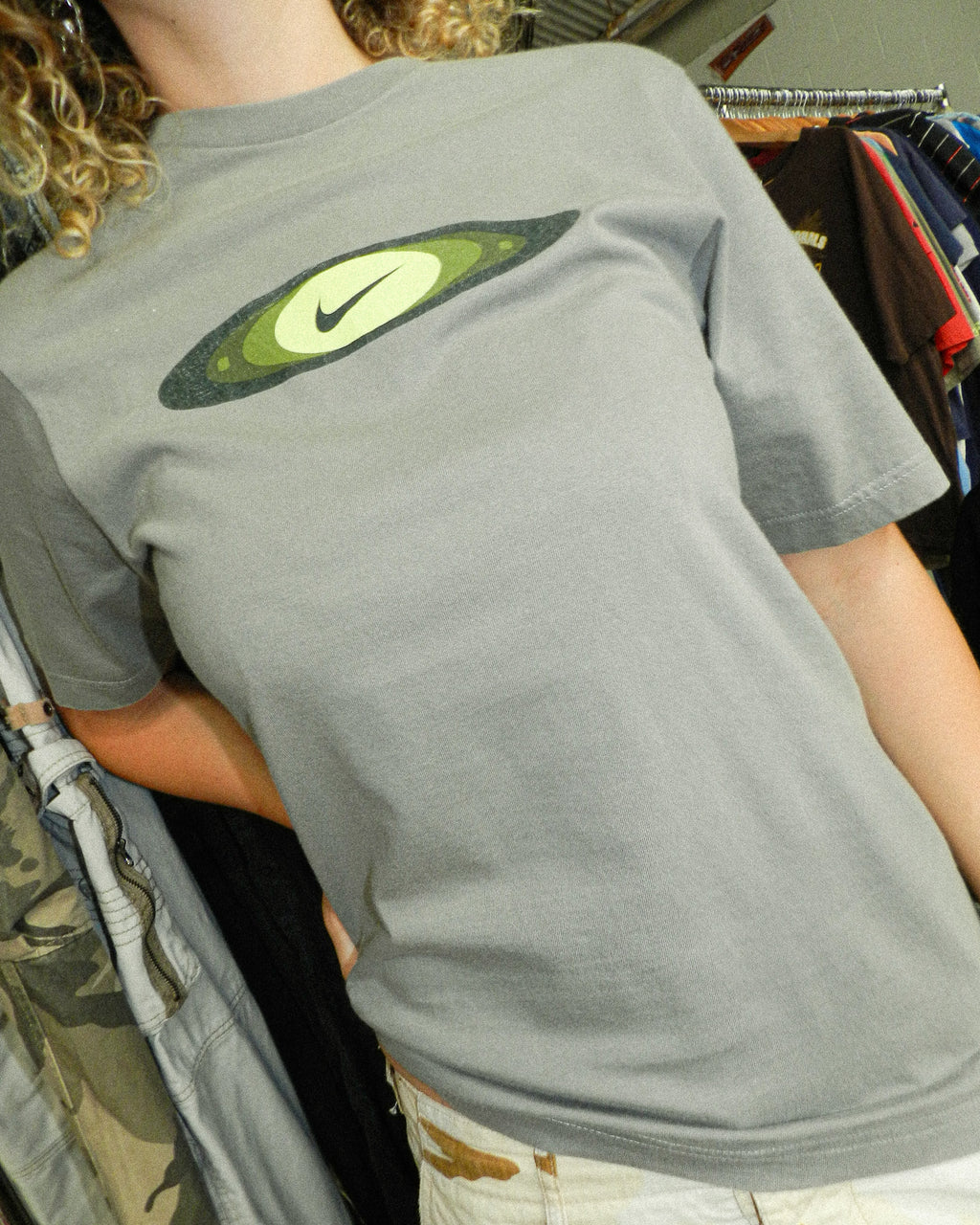 2000'S NIKE CIRCLES GRAPHIC TEE - S