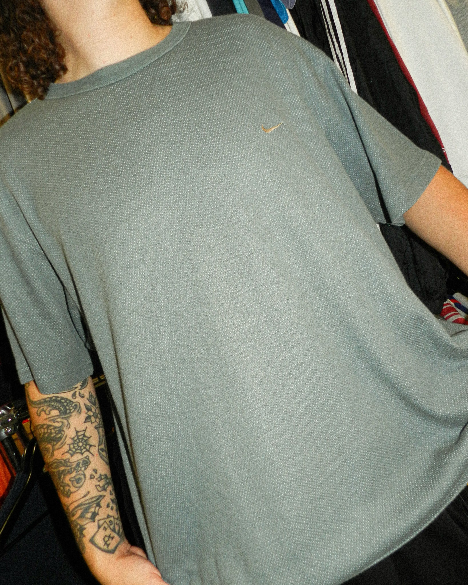 2000'S NIKE SWOOSH WAFFLE TEE - XL