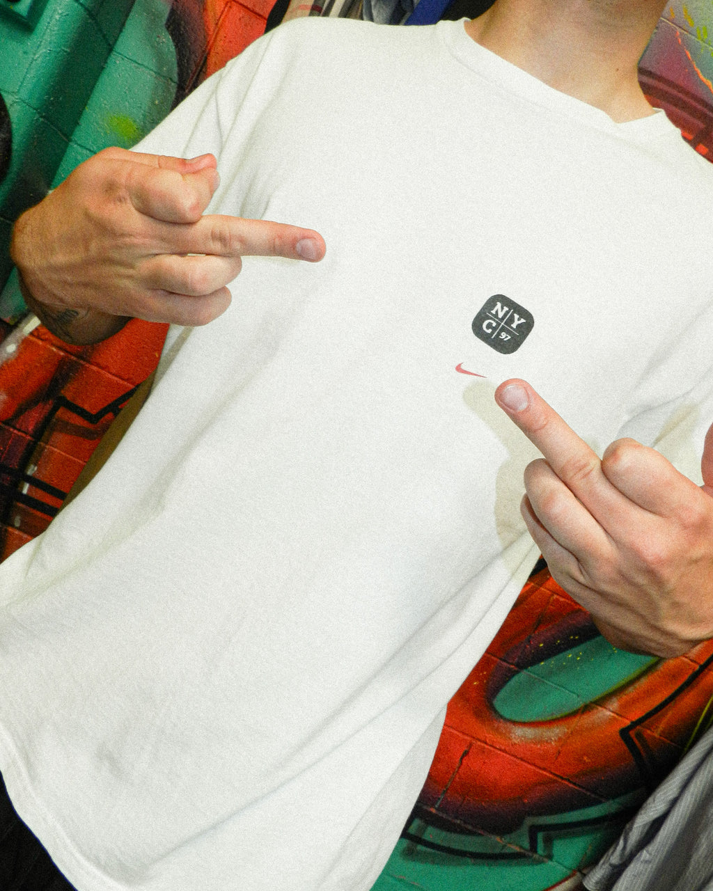 1997 NIKE 'NYC URBAN TENNIS' GRAPHIC TEE - L