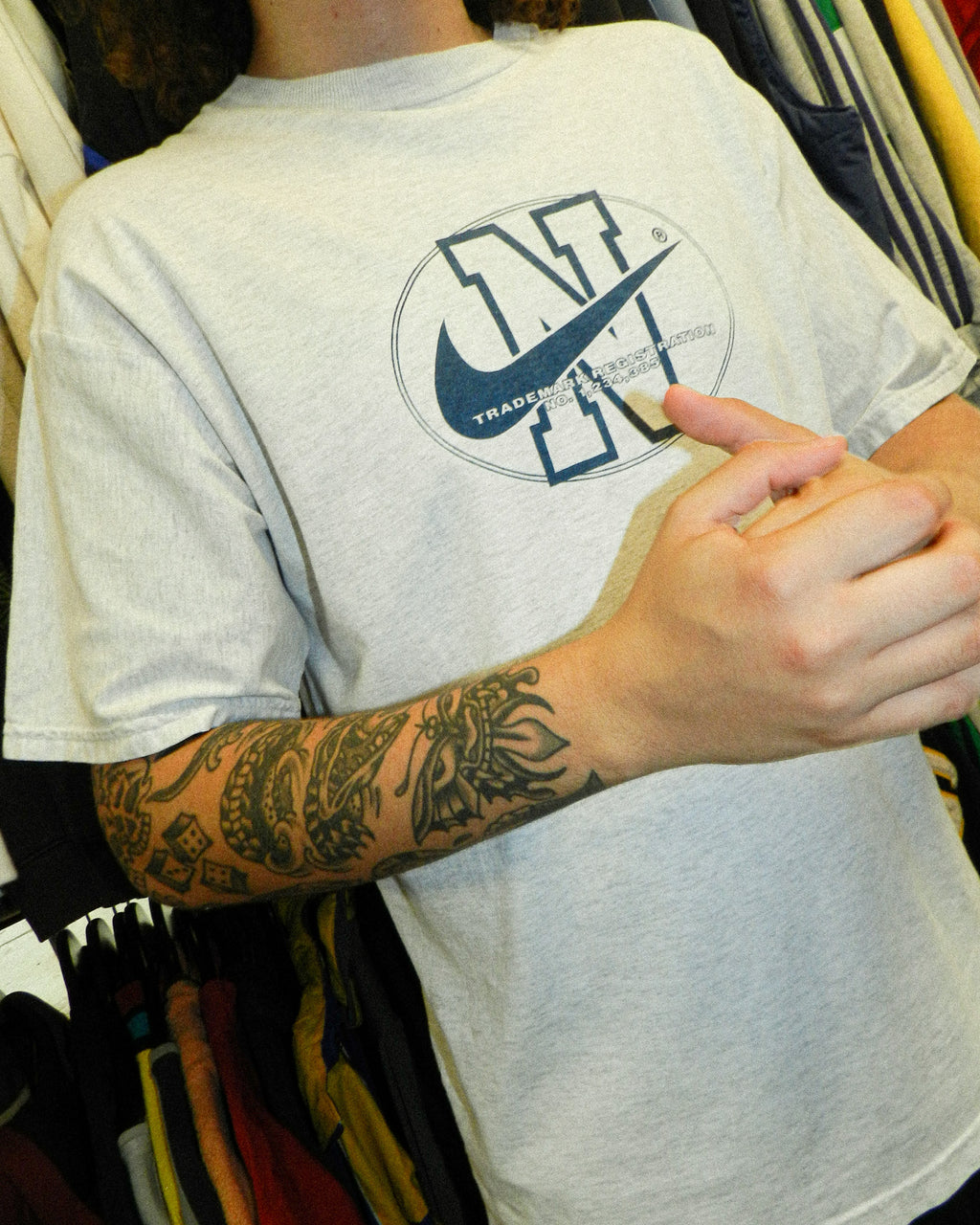1990'S NIKE TRADEMARK GRAPHIC TEE - L