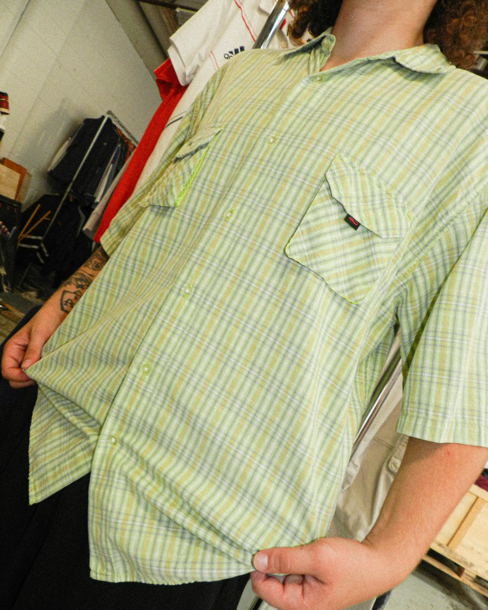 2000'S VANS DOUBLE POCKET PLAID BUTTON - XL