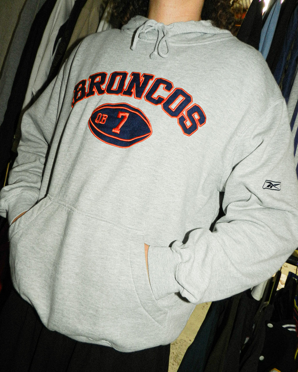 2000'S REEBOK NFL DENVER BRONCOS HOODIE - L