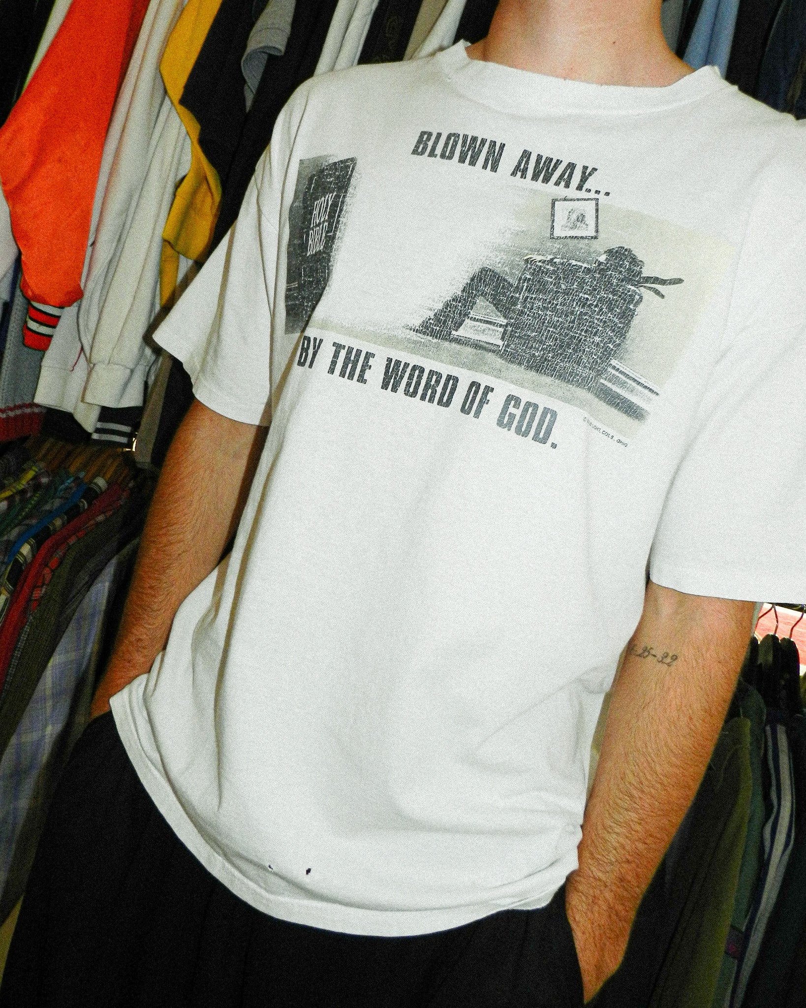 1990'S 'BLOWN AWAY. BY THE WORD OF GOD' TEE - L