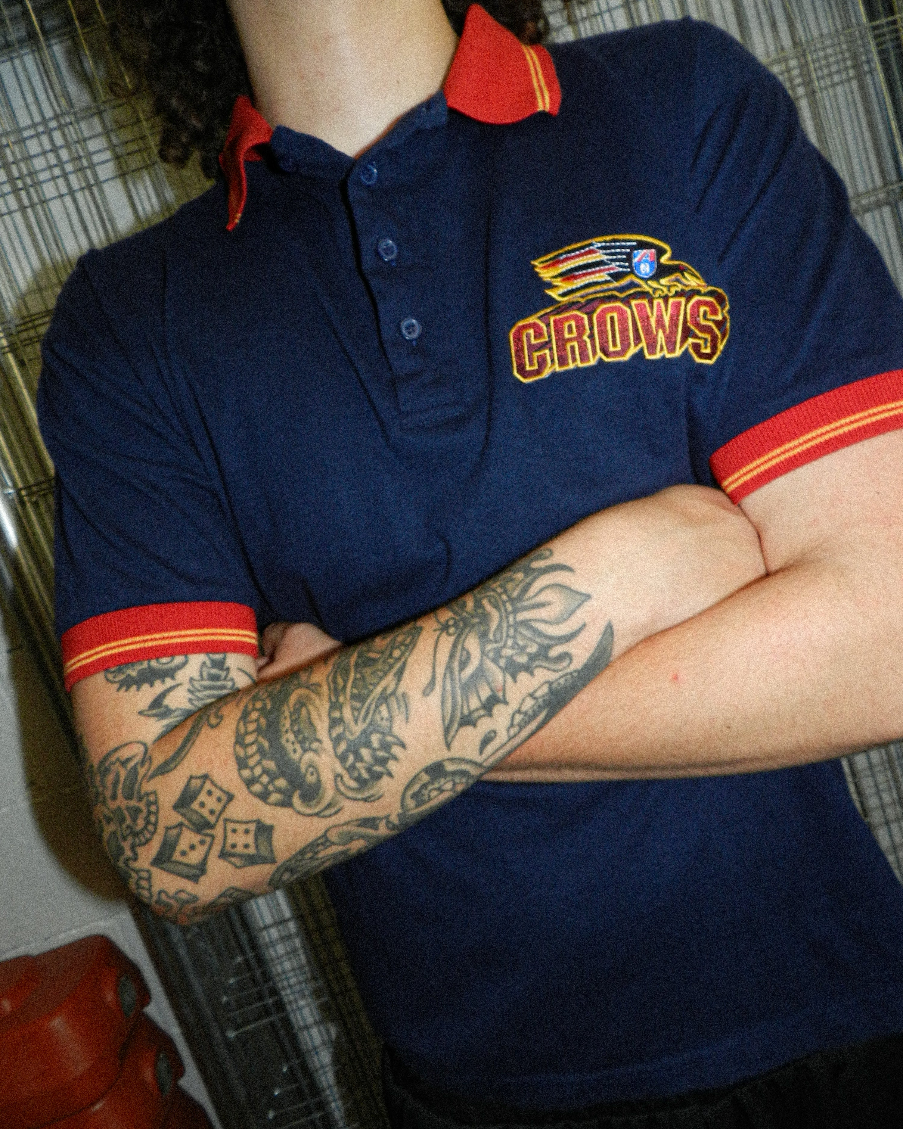 1990'S ADELAIDE CROWS EMBROIDERED POLO SHIRT - M