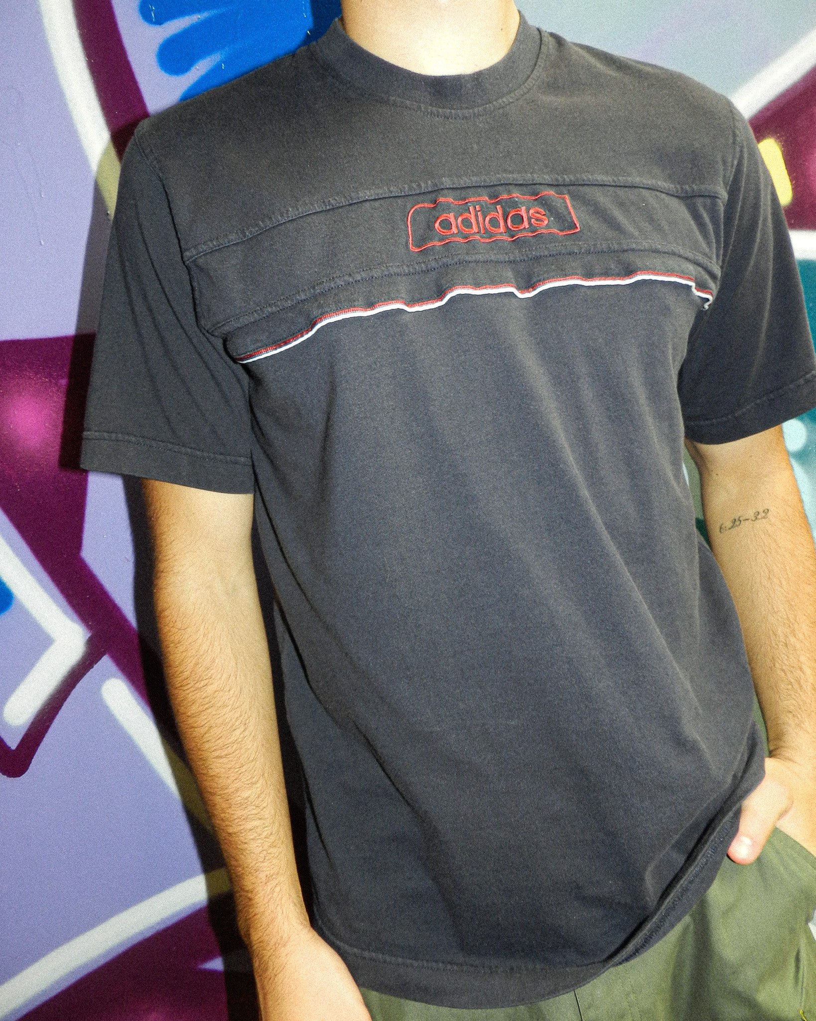 2003 ADIDAS EMBROIDERED BOX LOGO TEE - M