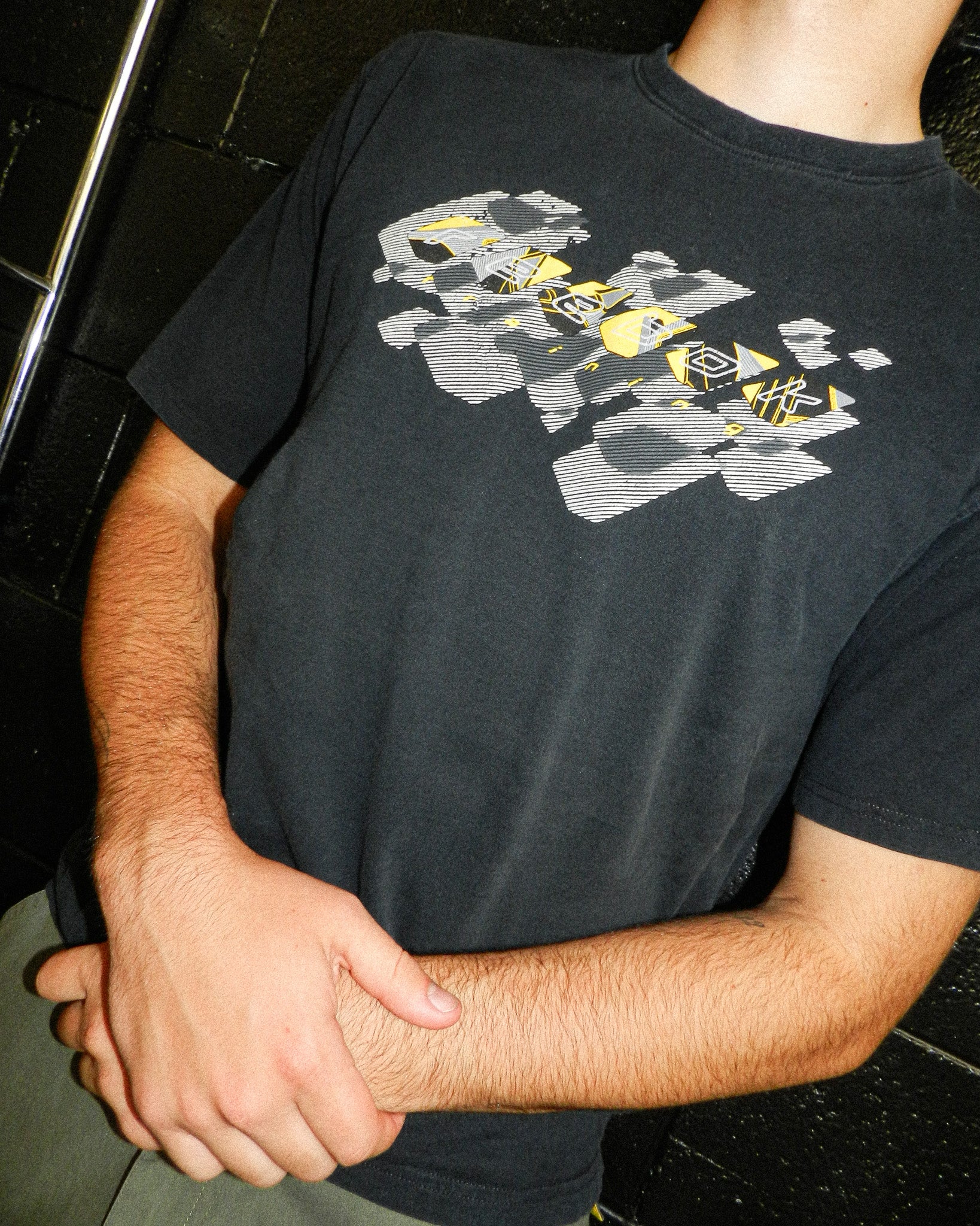 2000'S REEBOK TRAINING GRAPHIC TEE - M