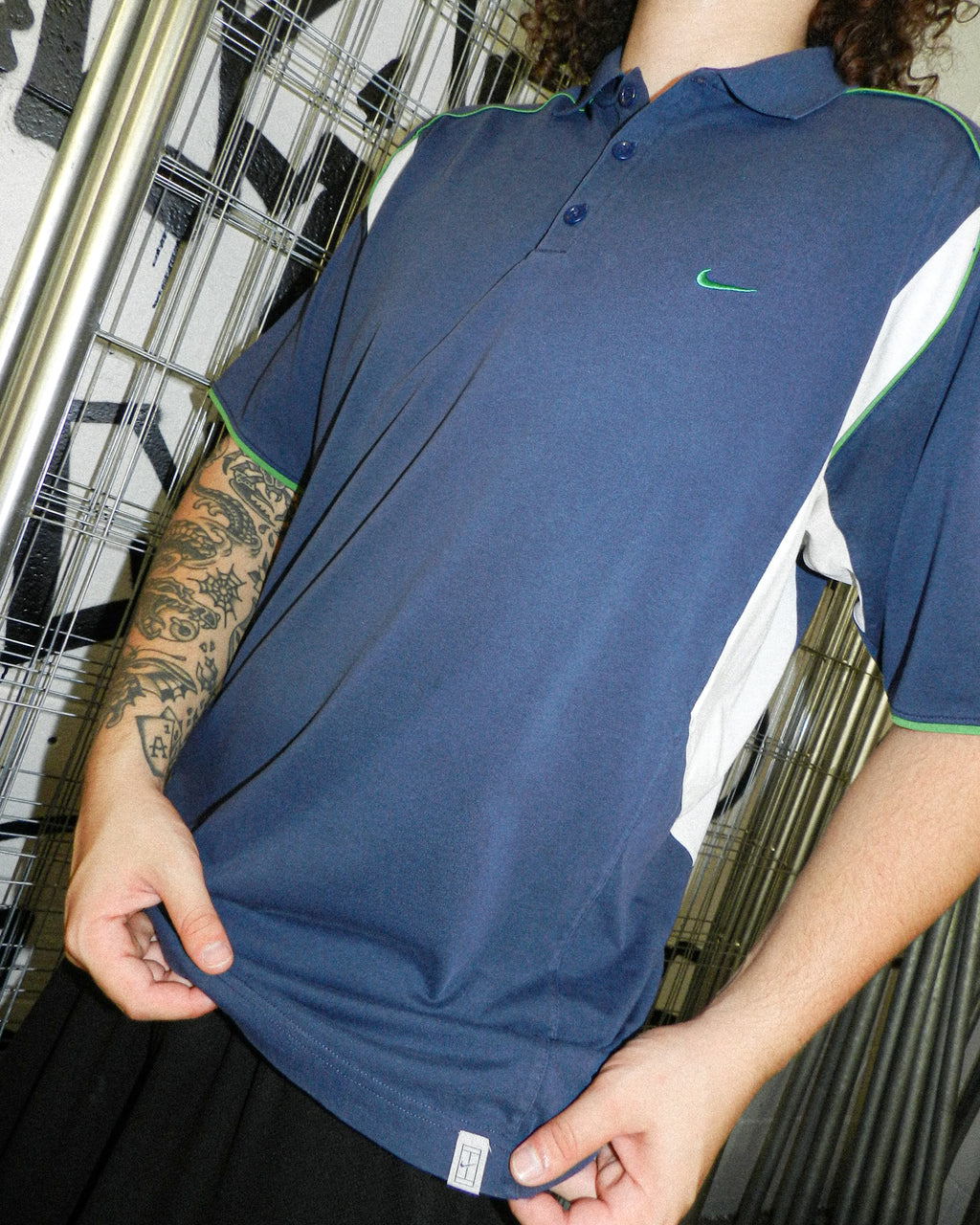 2000'S NIKE CHALLENGE COURT DRI-FIT POLO SHIRT - L