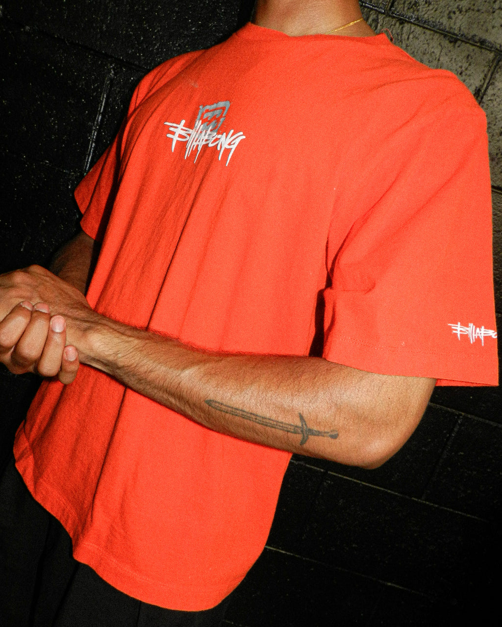 2000'S BILLABONG GRAPHIC TEE - L/XL