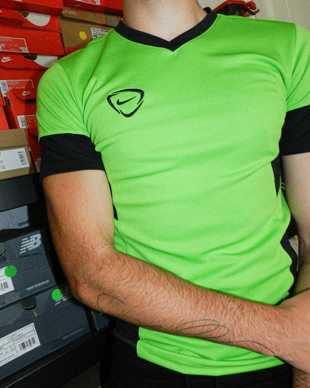 2000'S NIKE T90 PANELS DRI-FIT TEE - S/M