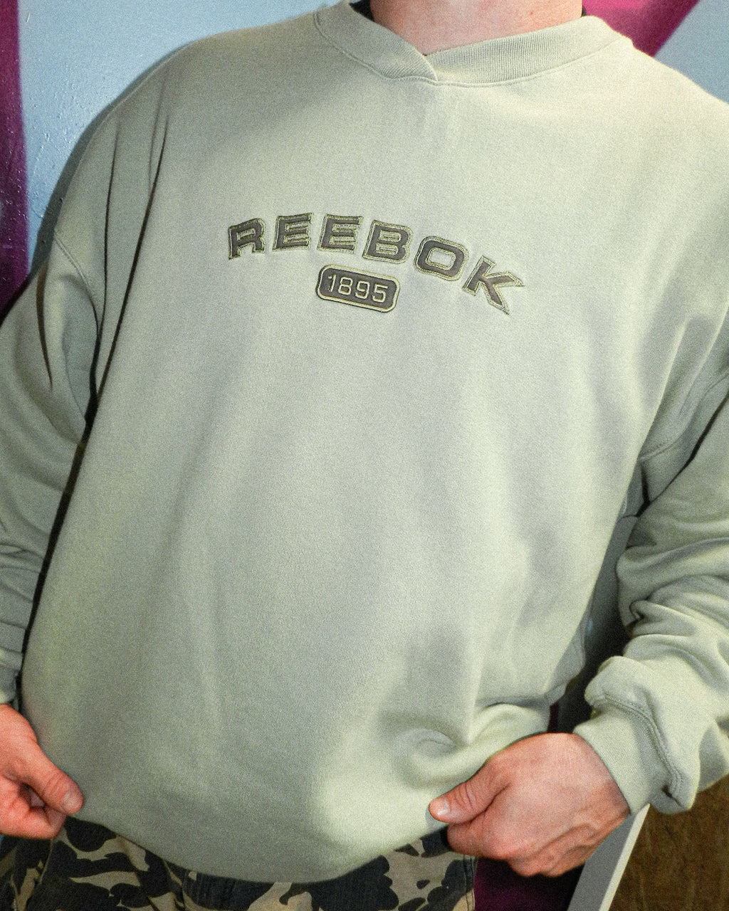 2000'S REEBOK SPELLOUT SWEATSHIRT - XXL