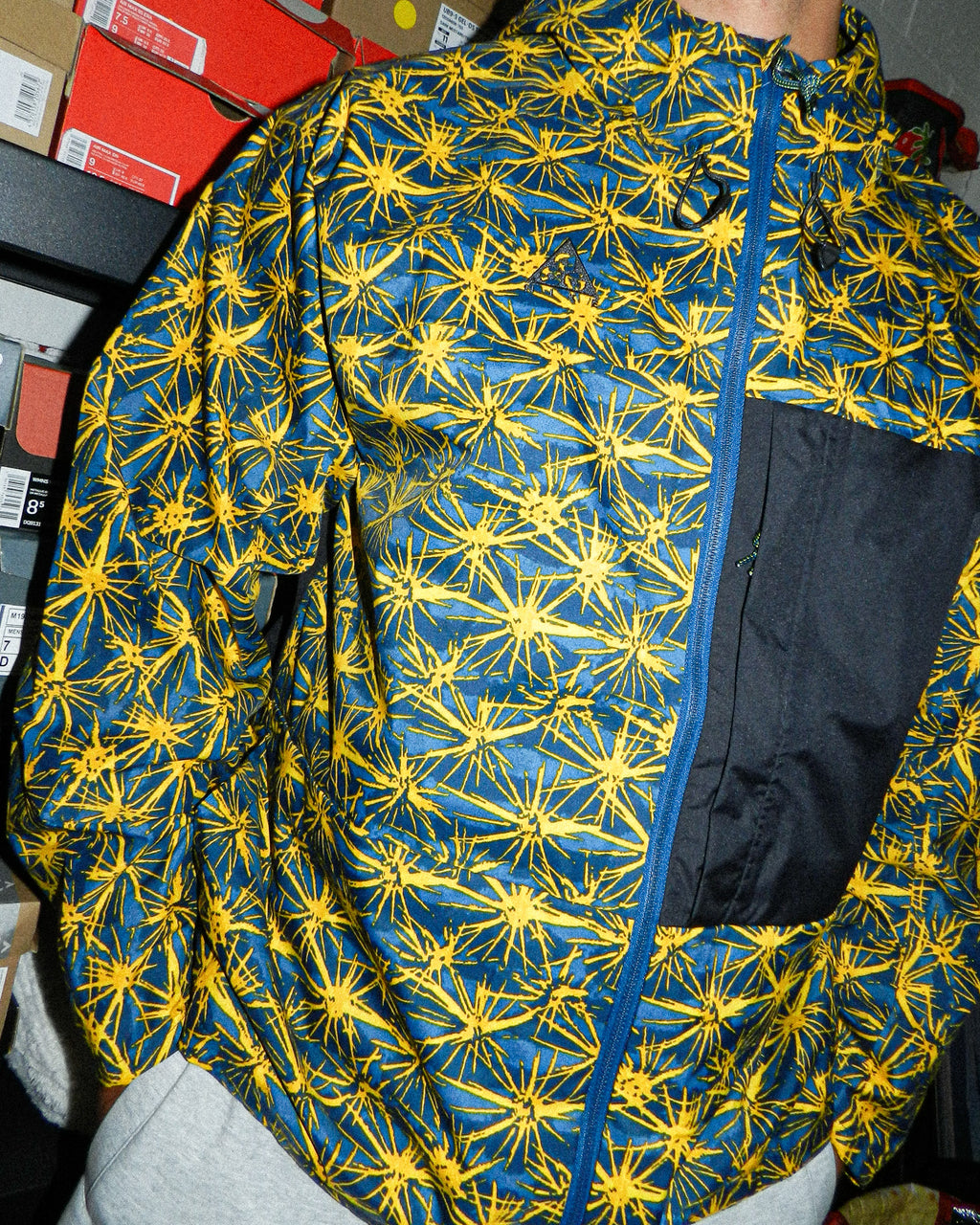 2019 DEADSTOCK NIKE ACG 'FIREWORKS' JACKET - L