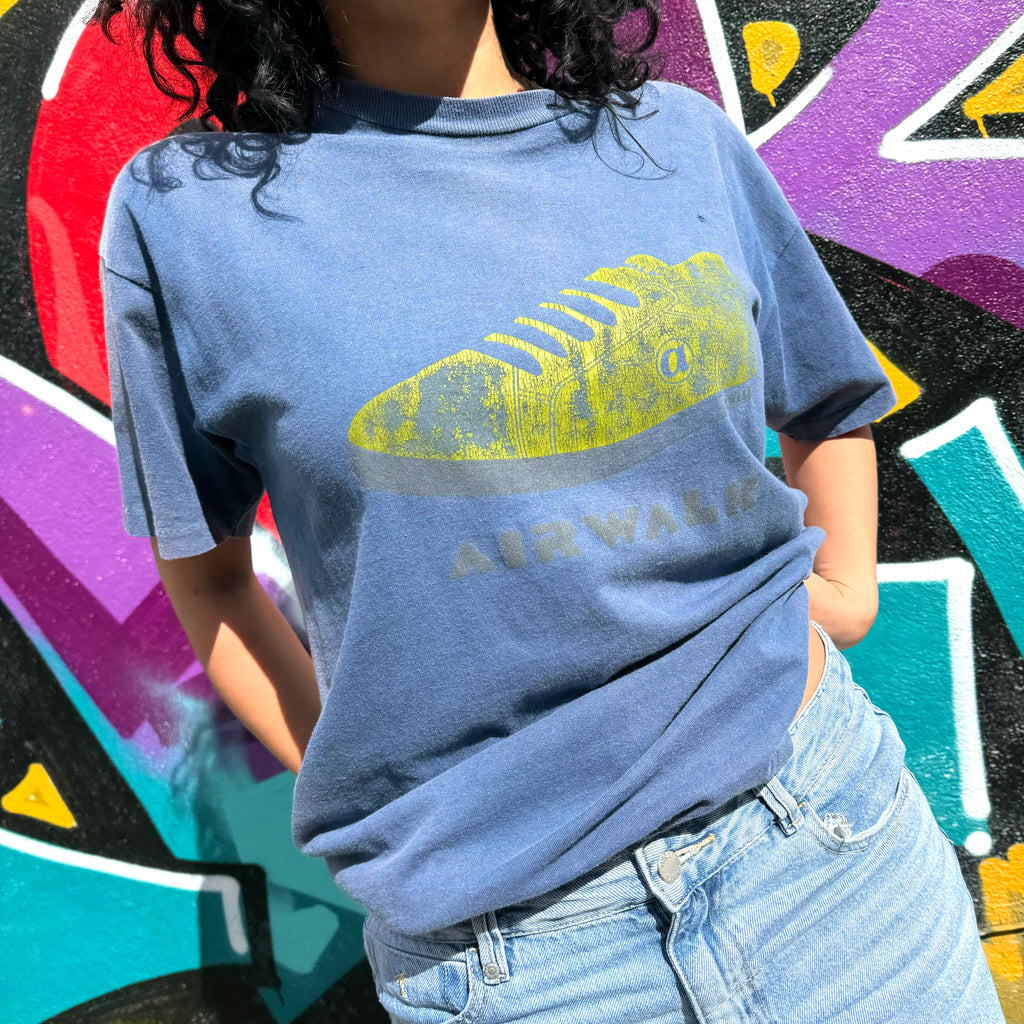 1990'S AIRWALK GRAPHIC T-SHIRT - M