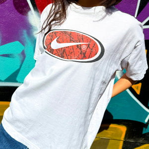 1990'S NIKE SWOOSH GRAPHIC TEE - S/M