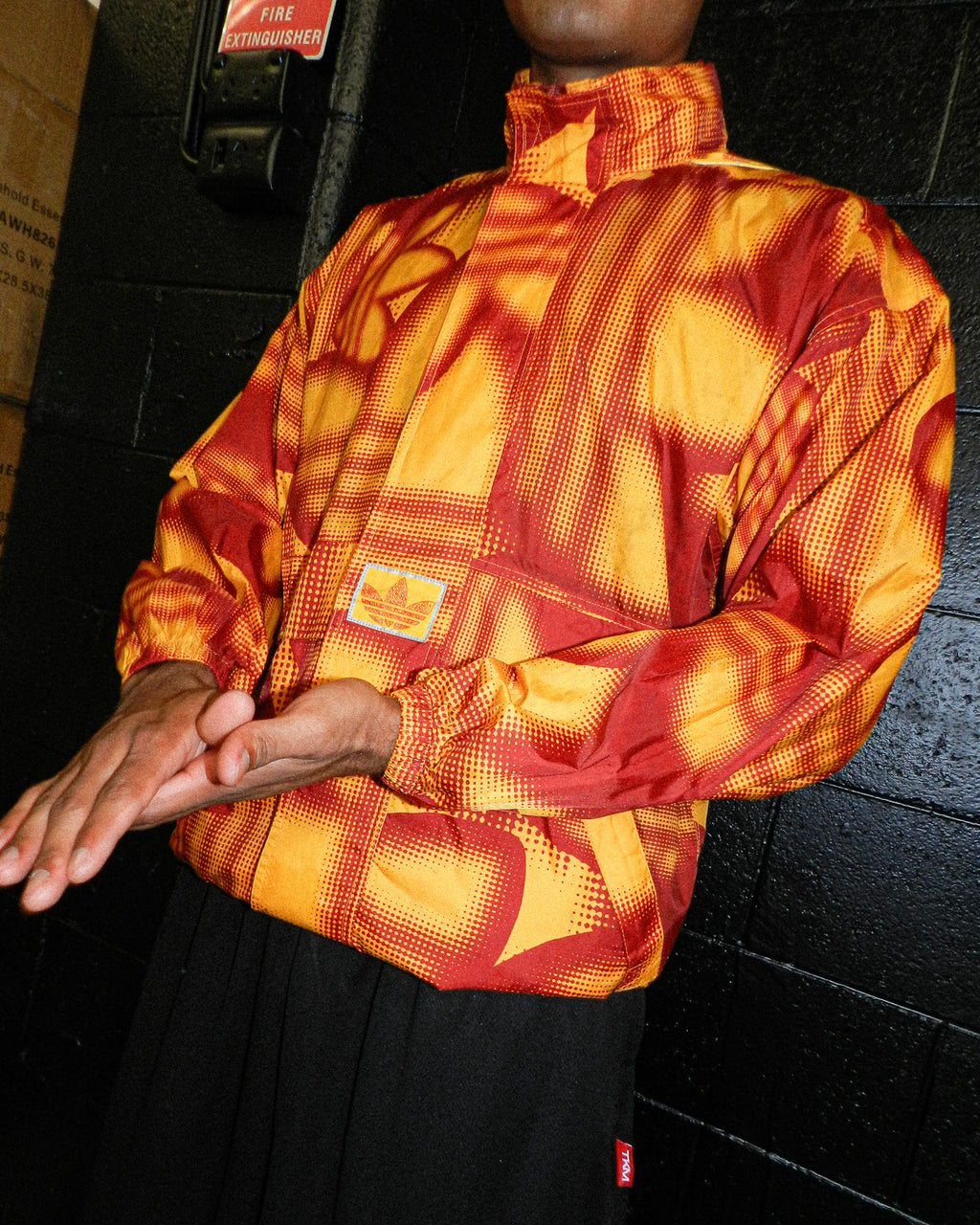 1995 ADIDAS HALFTONE TREFOIL LOGO SPRAY JACKET - L