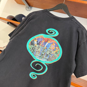 1995 CAMEL CIGARETTES GRAPHIC POCKET TEE - L