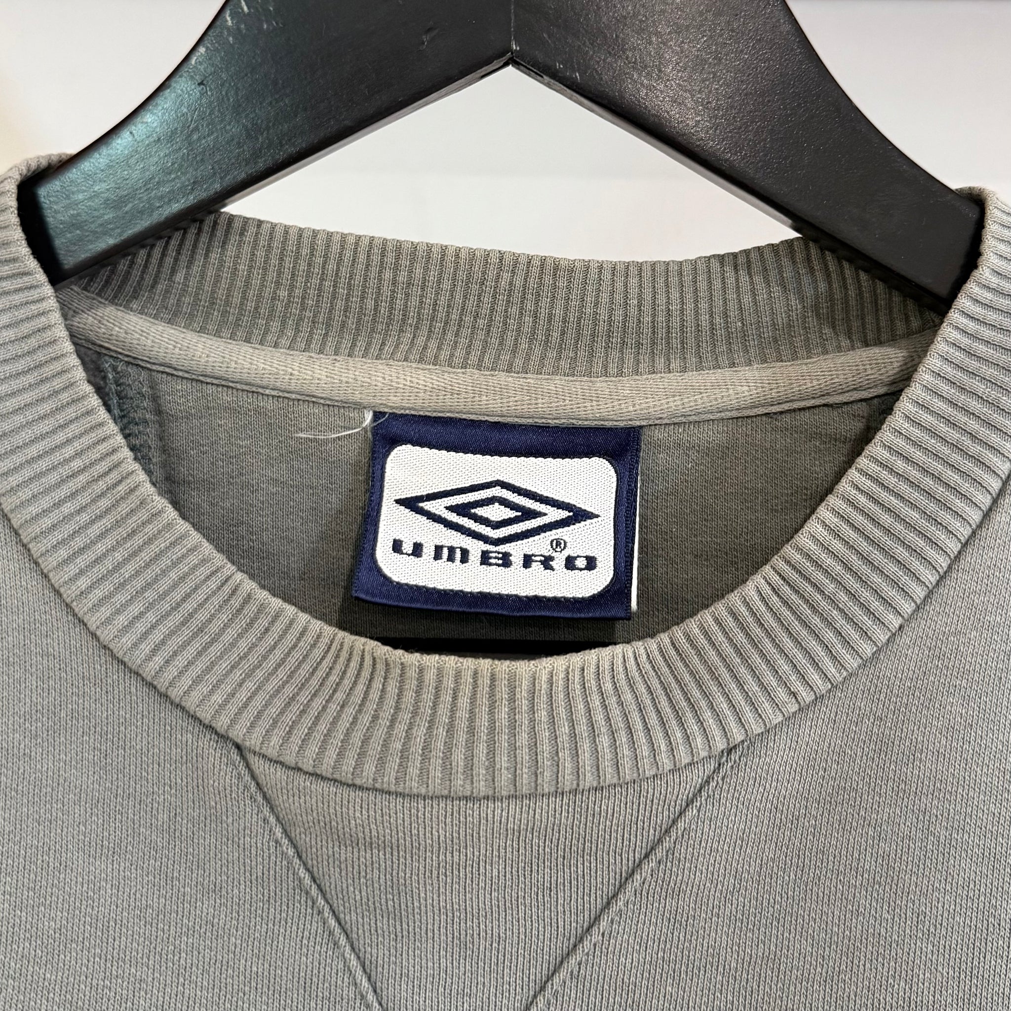 2000'S UMBRO EMBROIDERED SWEATSHIRT - M