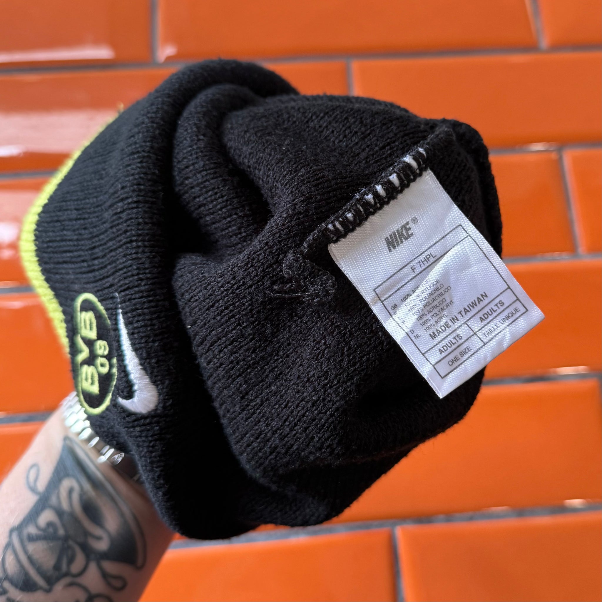 1990'S NIKE FOOTBALL BORUSSIA DORTMUND BEANIE