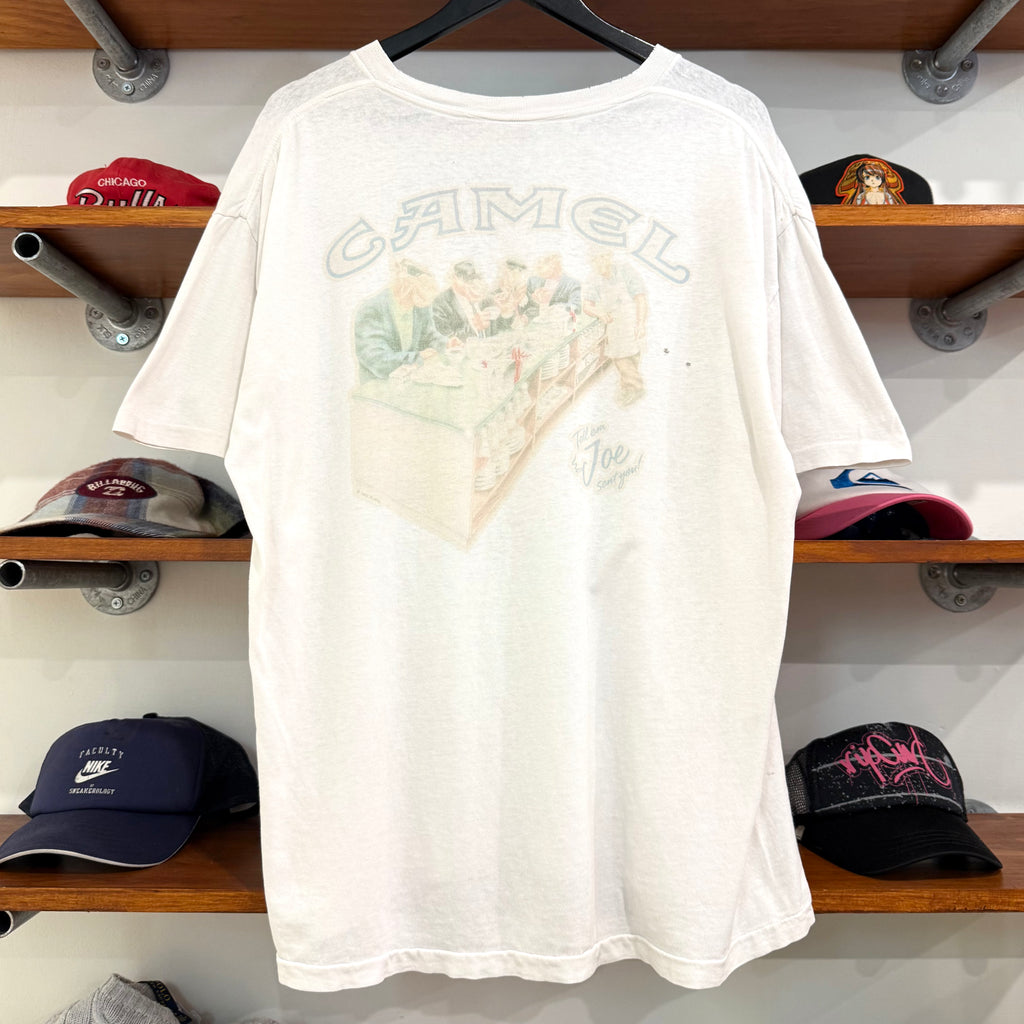 1993 CAMEL CIGARETTES 'JOE'S DINER' GRAPHIC POCKET TEE - L