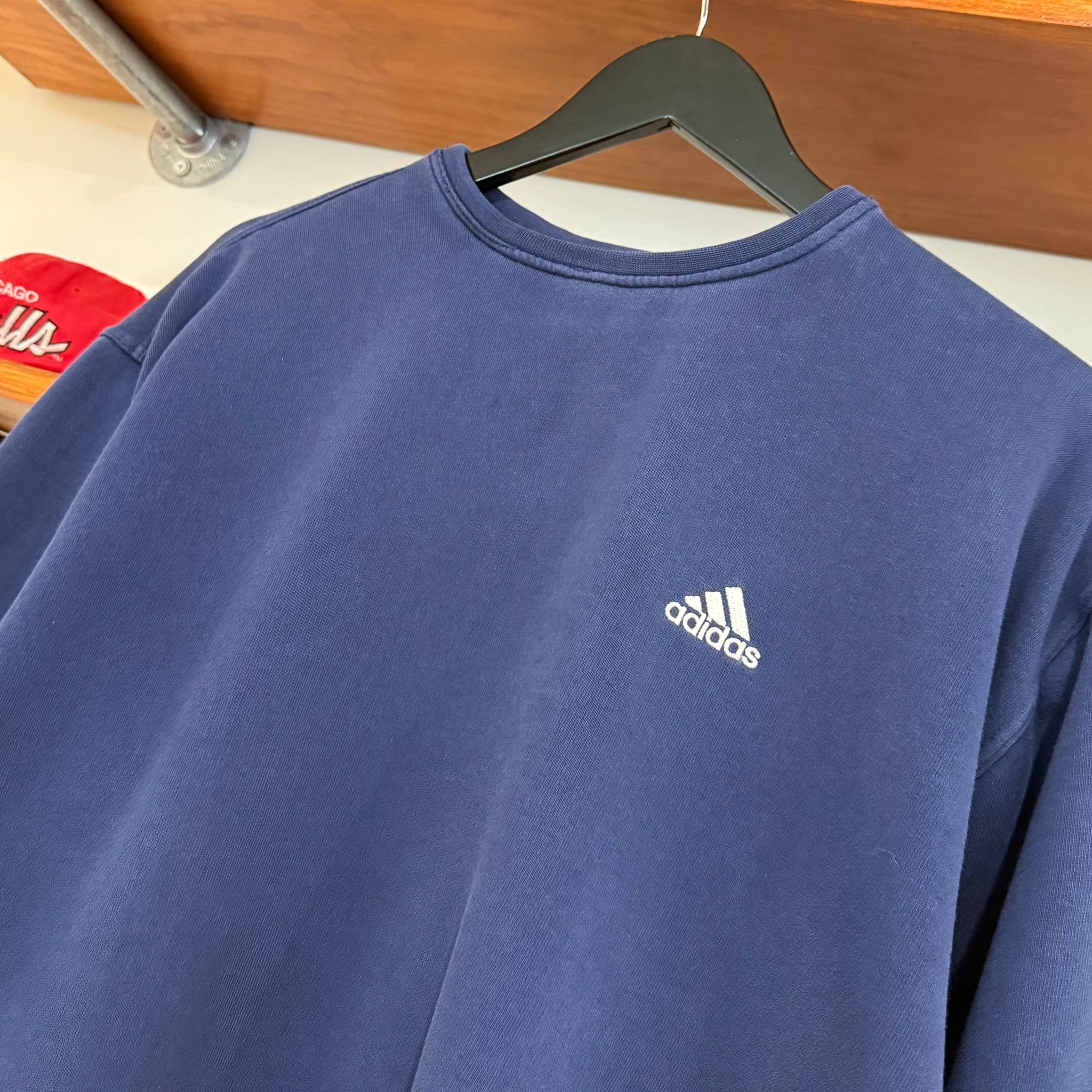 2000'S ADIDAS EMBROIDERED SWEATSHIRT - M/L