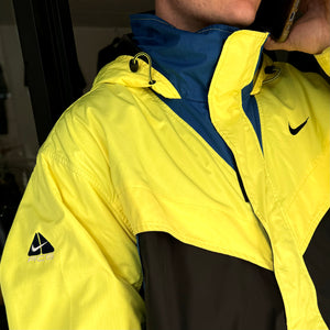 2000'S NIKE ACG SHELL JACKET - XL