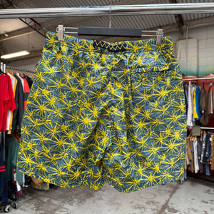2010'S DEADSTOCK NIKE ACG PATTERNED SHORTS - L