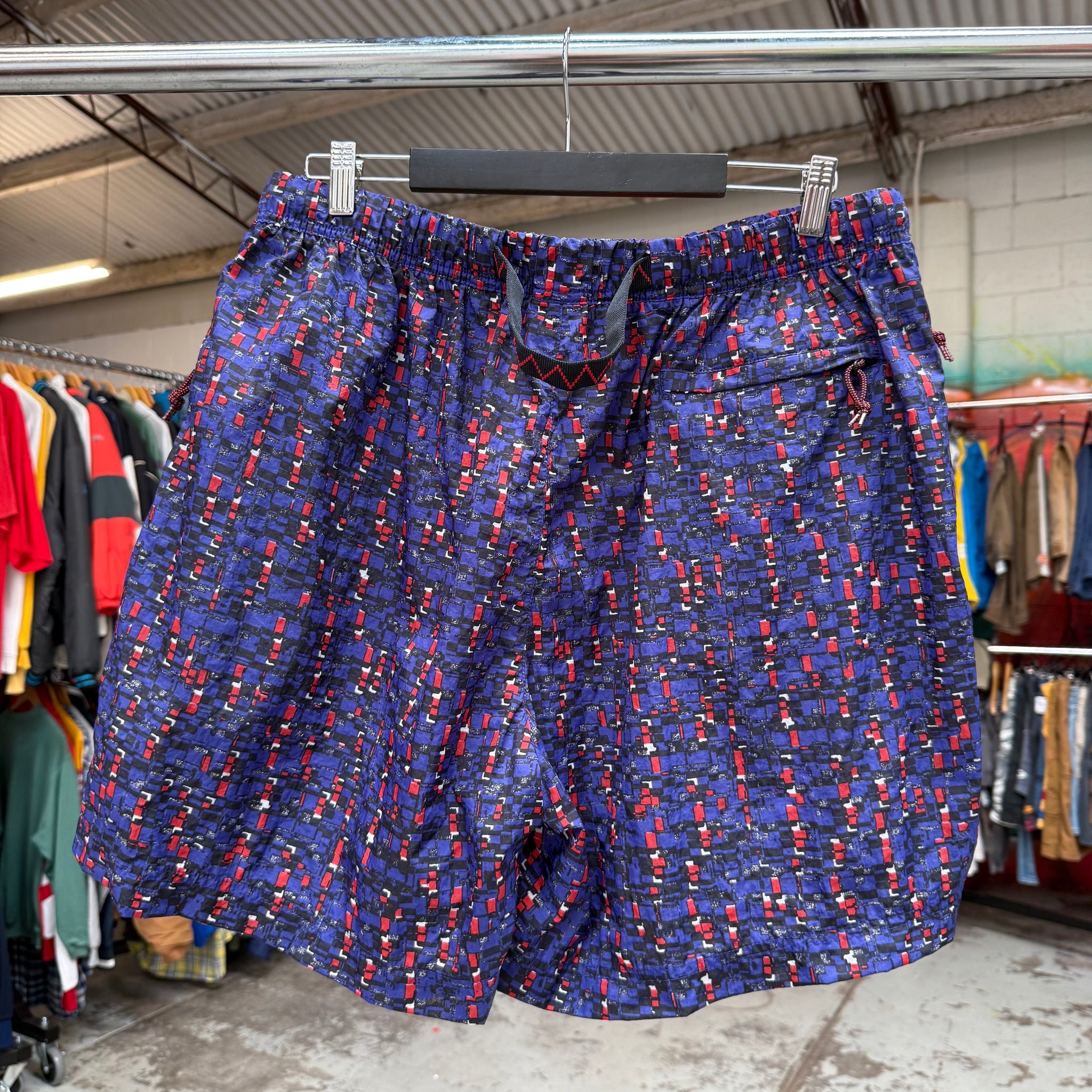 2010'S DEADSTOCK NIKE ACG PATTERNED SHORTS - XL