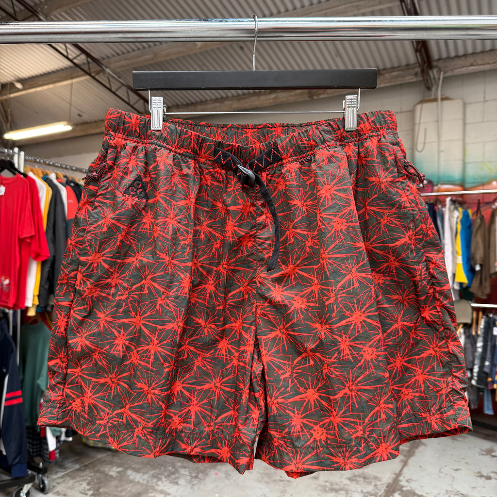 2010'S DEADSTOCK NIKE ACG PATTERNED SHORTS - XL