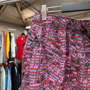 2010'S DEADSTOCK NIKE ACG PATTERNED SHORTS - XL