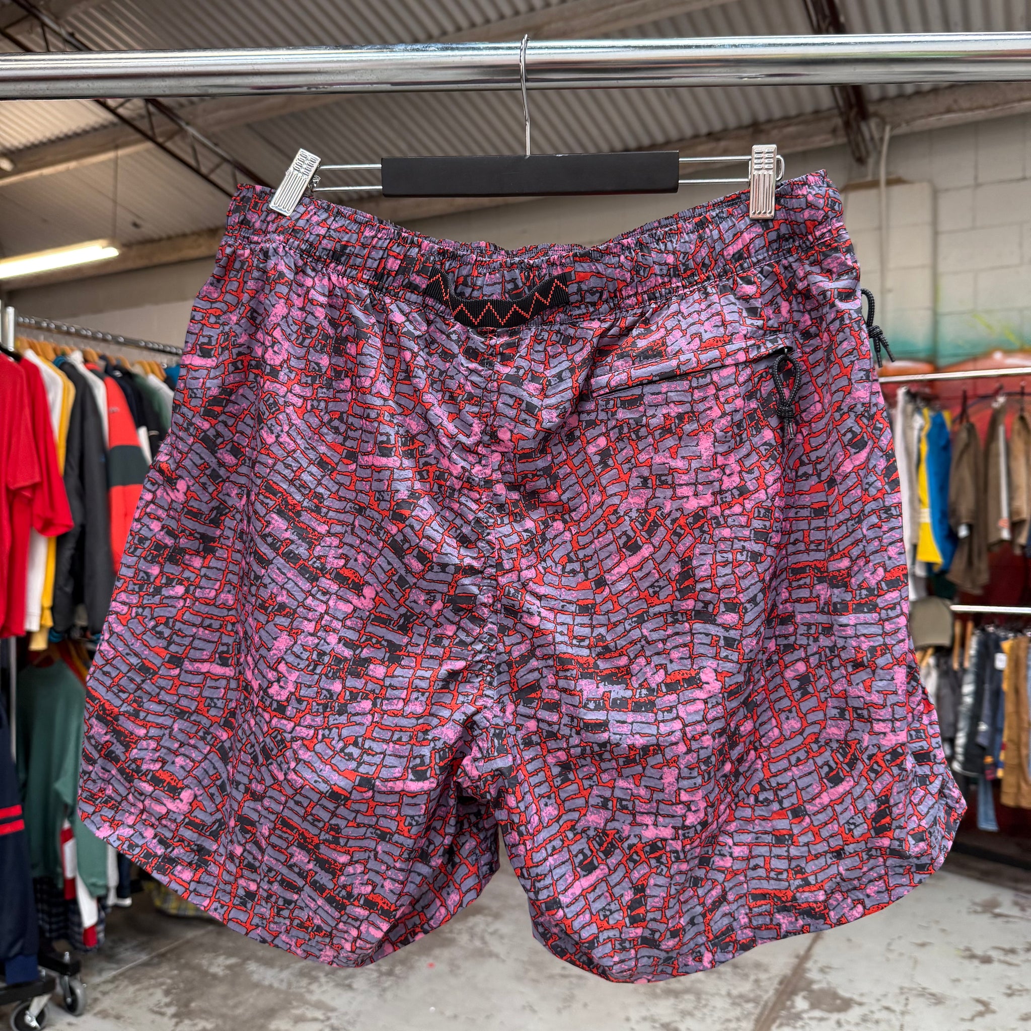 2010'S DEADSTOCK NIKE ACG PATTERNED SHORTS - XL