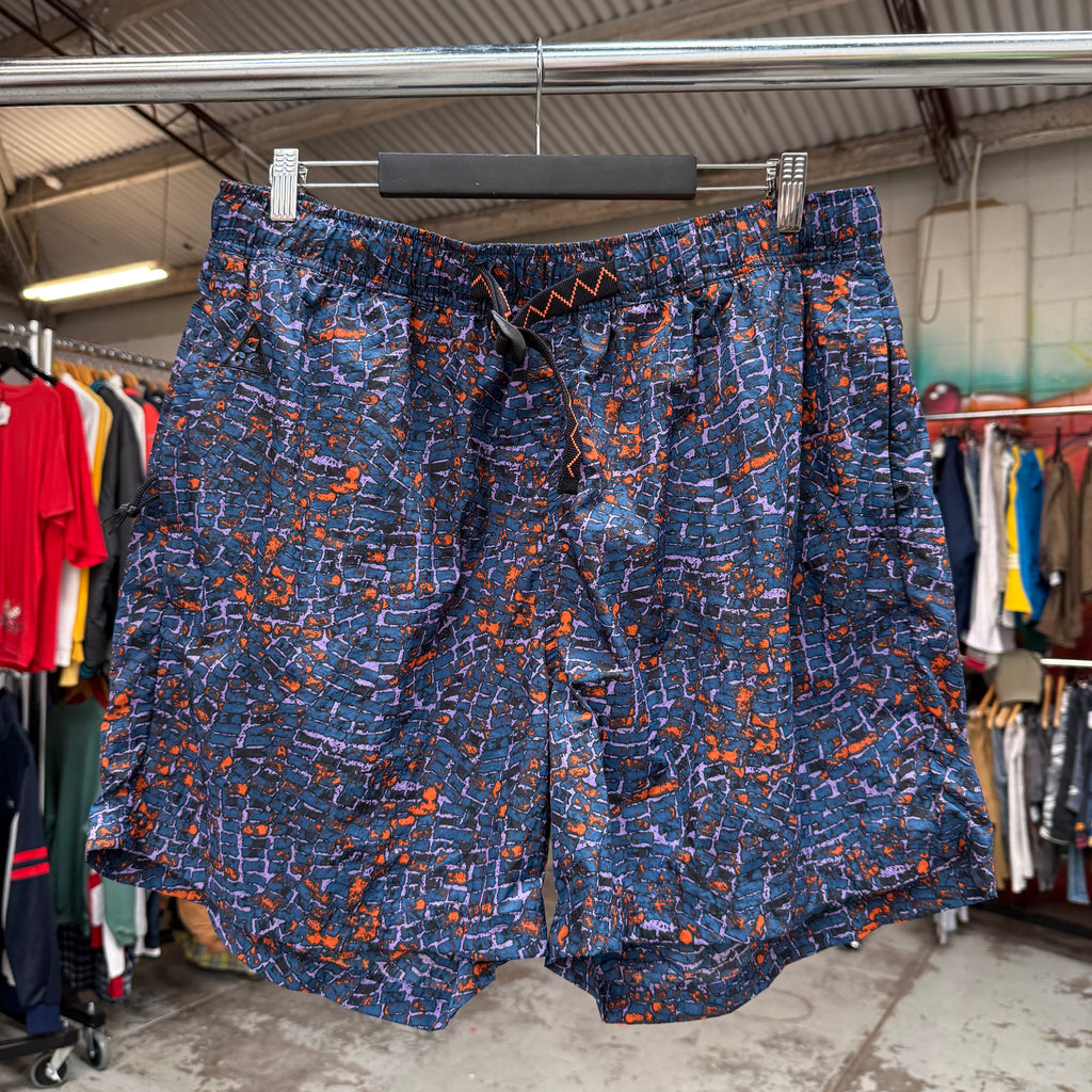 2010'S DEADSTOCK NIKE ACG PATTERNED SHORTS - XL
