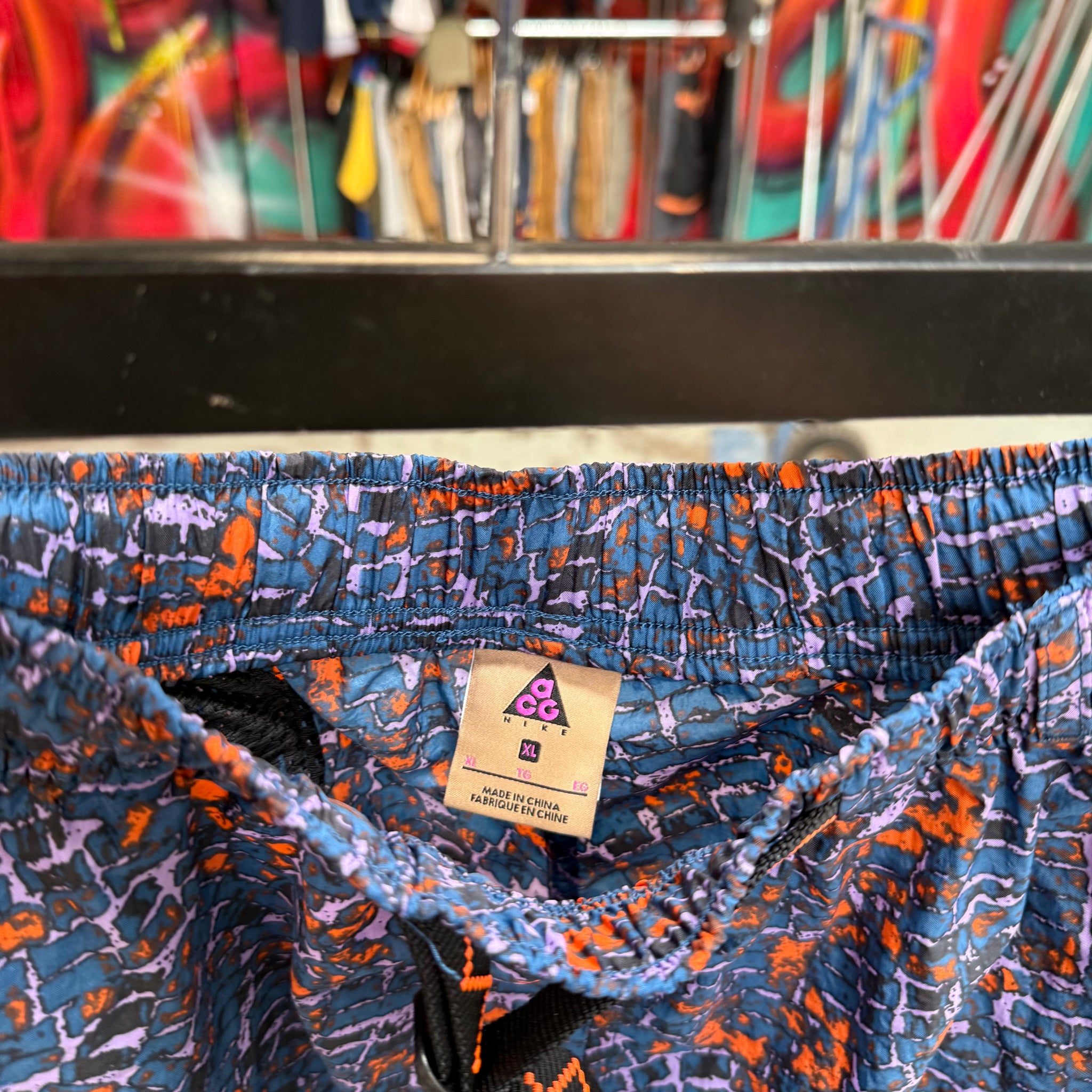 2010'S DEADSTOCK NIKE ACG PATTERNED SHORTS - XL