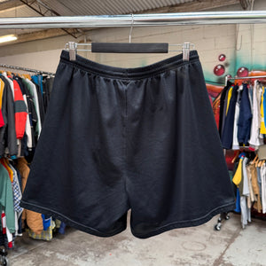 2000'S NIKE SWOOSH BASKETBALL SHORTS - 30