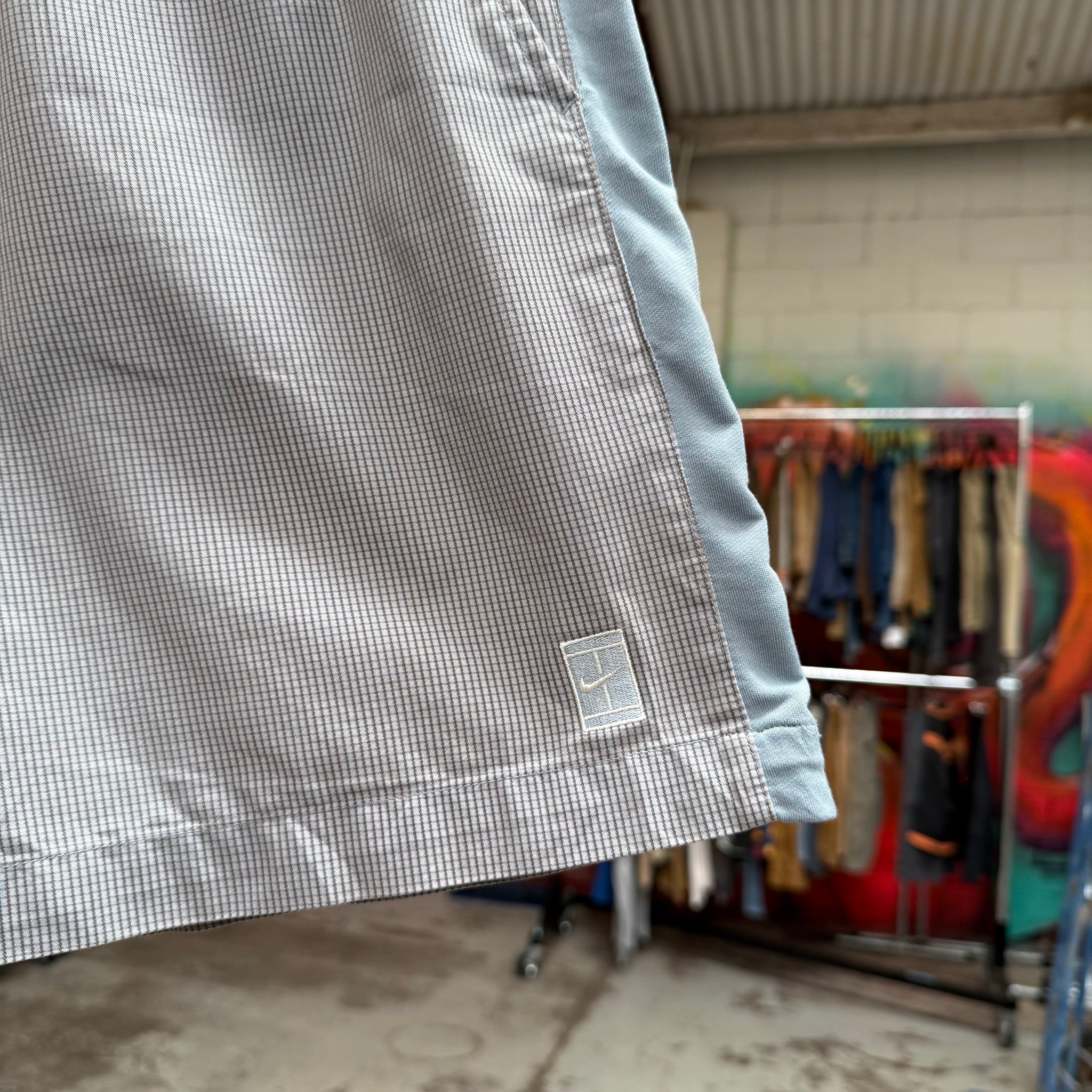2000'S NIKE CHALLENGE COURT GRID SHORTS - 30
