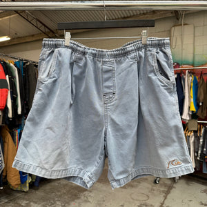 1990'S QUIKSILVER EMBROIDERED SHORTS - 36