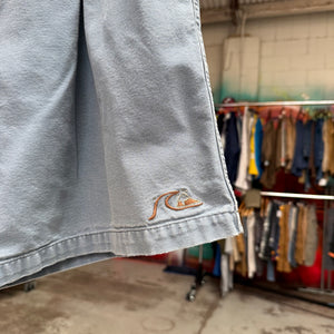 1990'S QUIKSILVER EMBROIDERED SHORTS - 36