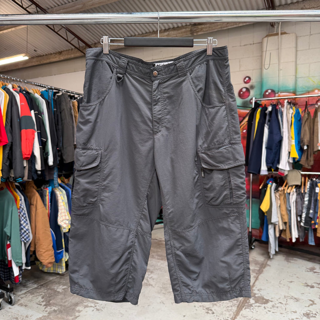 2000'S COLUMBIA GRT 3/4 CARGO SHORTS - 36